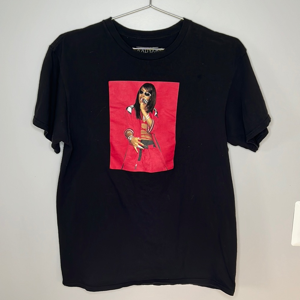 Aaliyah Singer Tshirt